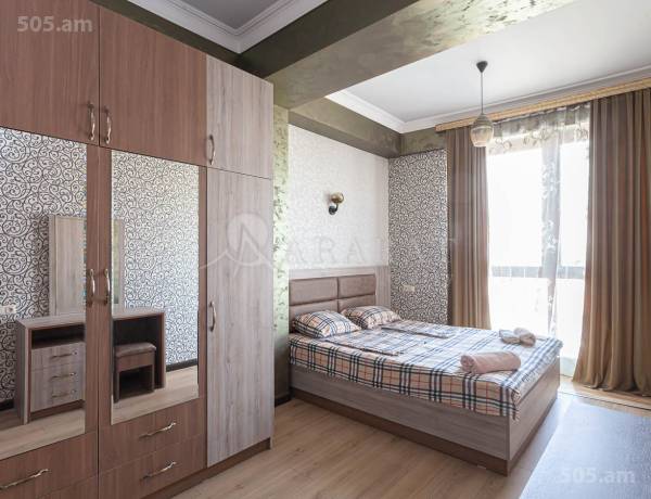 3-senyakanoc-bnakaran-vardzakalutyun-Yerevan-Center