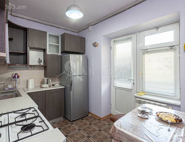 3-senyakanoc-bnakaran-vacharq-Yerevan-Arabkir