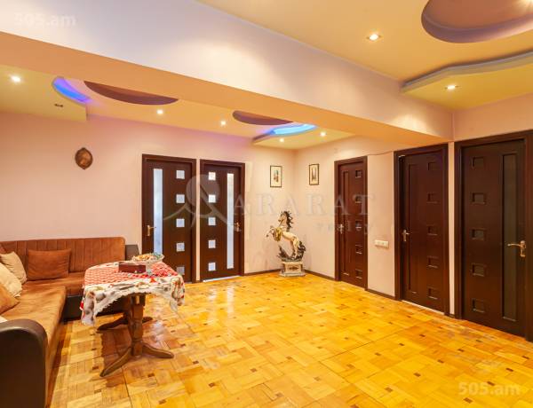 3-senyakanoc-bnakaran-vacharq-Yerevan-Center
