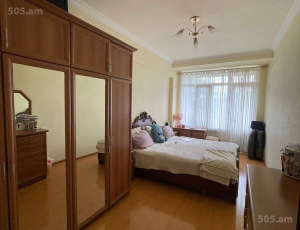 3-senyakanoc-bnakaran-vacharq-Yerevan-Center