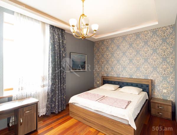 2-senyakanoc-bnakaran-vacharq-Yerevan-Center