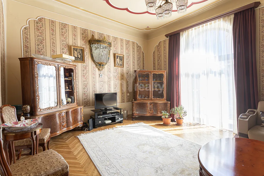 rent-apartment